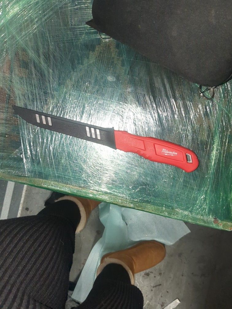 Milwaukee Knife 