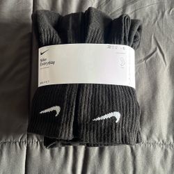 new black nike socks