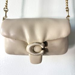 Coach Pillow Tabby Bag 18