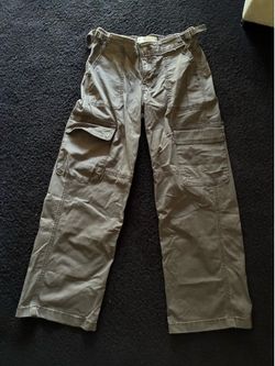 Gray low rise Hollister cargos