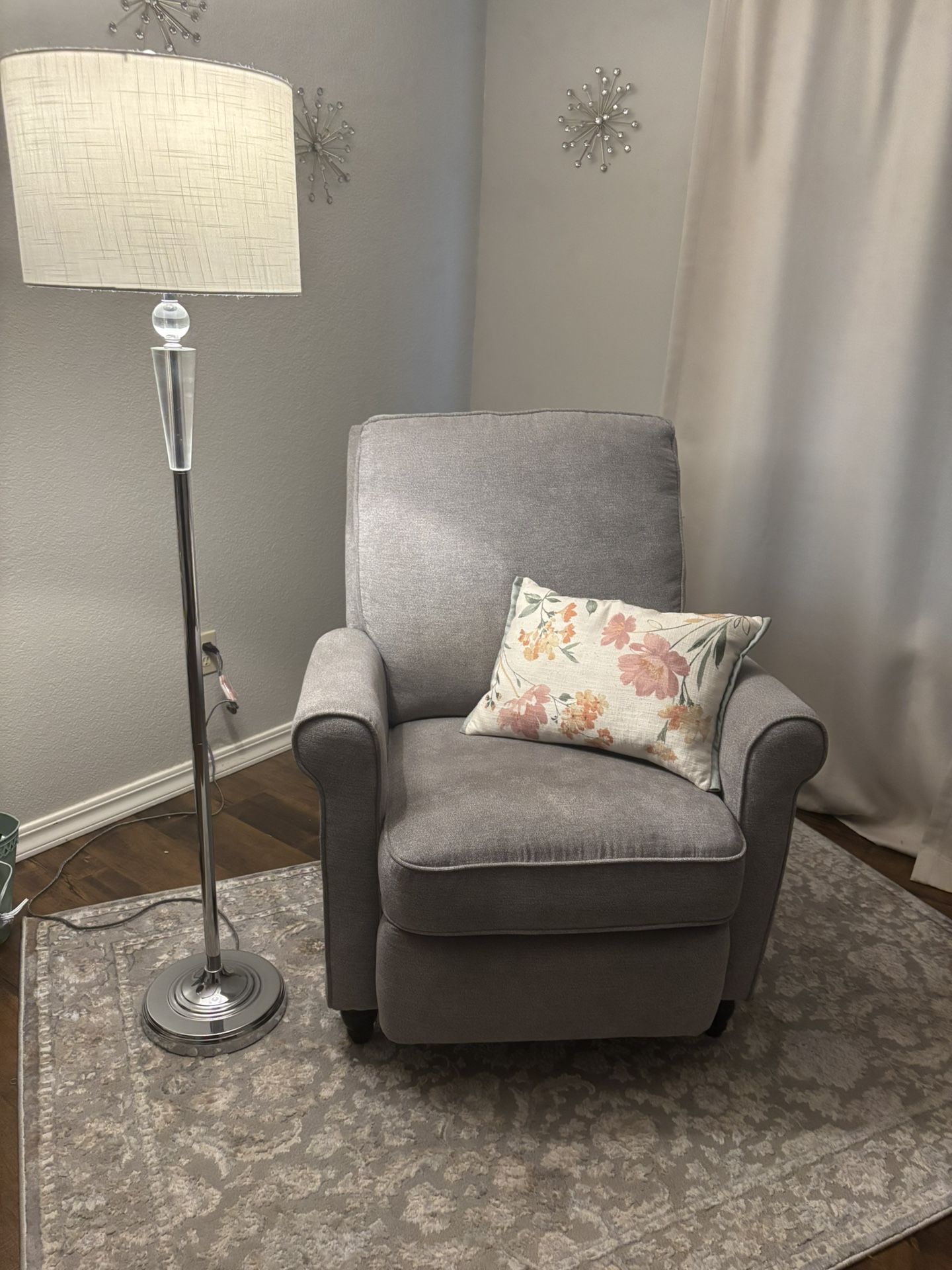 Recliner Chair