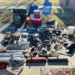 Lots Of Random Car Parts, 2 Backseats for a 2008 Cadillac Escalade Etc Etc.. Make Me A Reasonable Offer