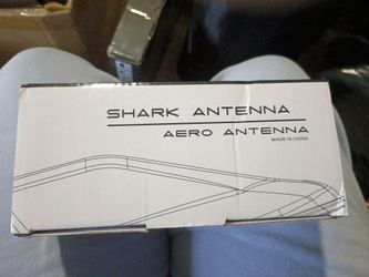 Silver shark antenna