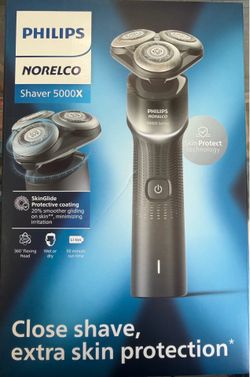 NEW Philips Norelco Shaver 500X
