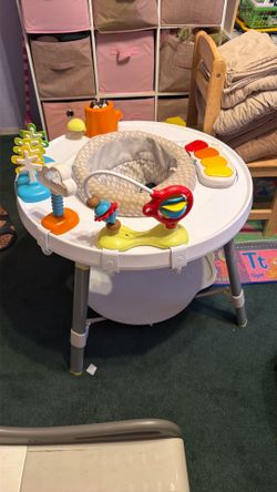 Baby activity table