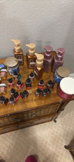 Bathbody works holiday smells