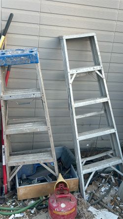 mini ladders