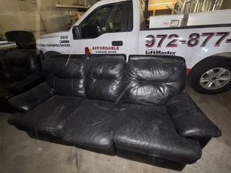 Black Faux Leather Sofa in Excellent Condition - Plano, TX