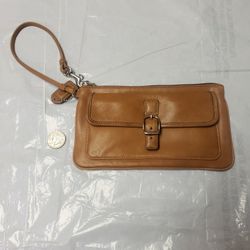 Coach Brown Leather Whistler 