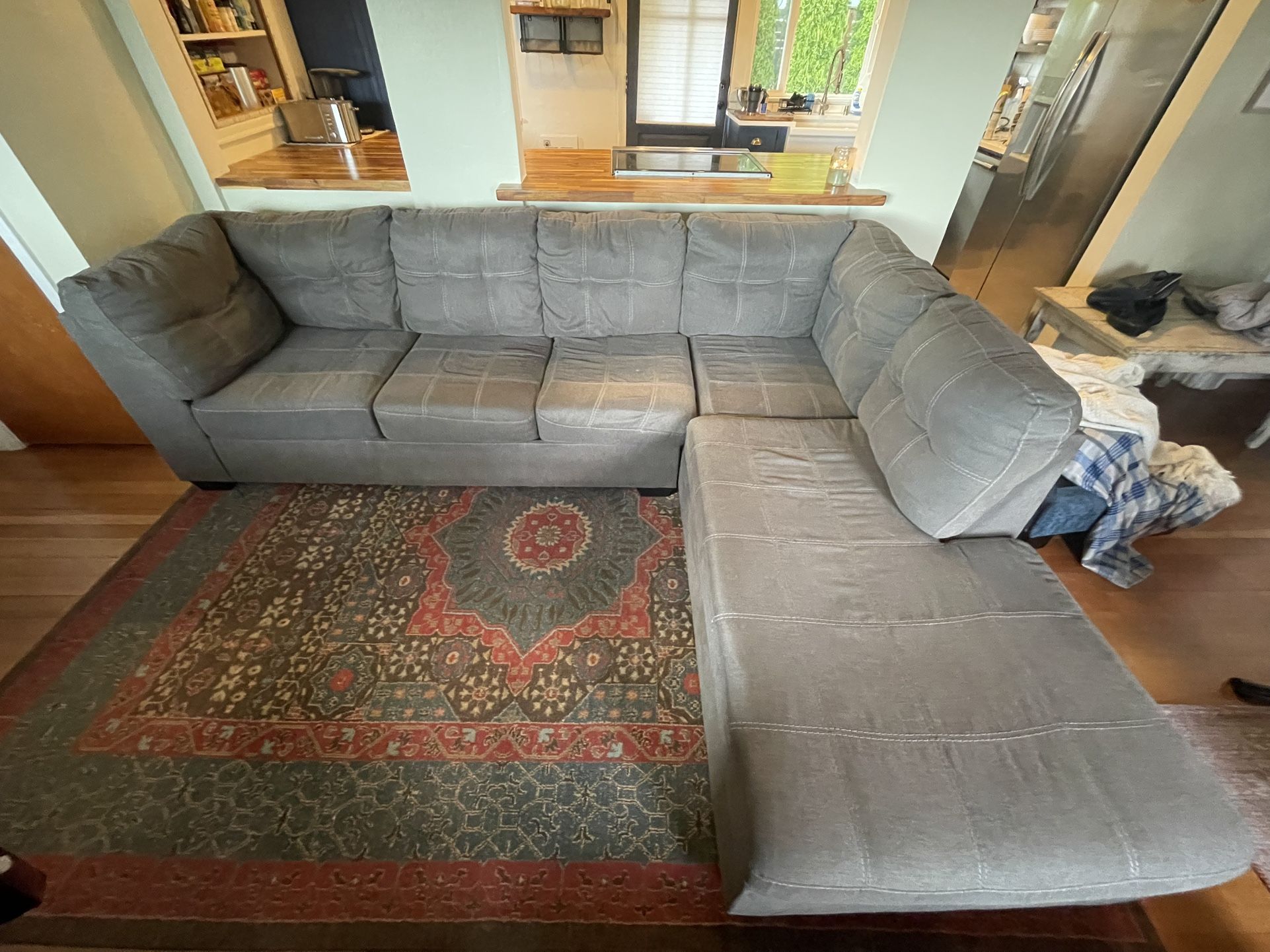 Gray Couch with long chaise