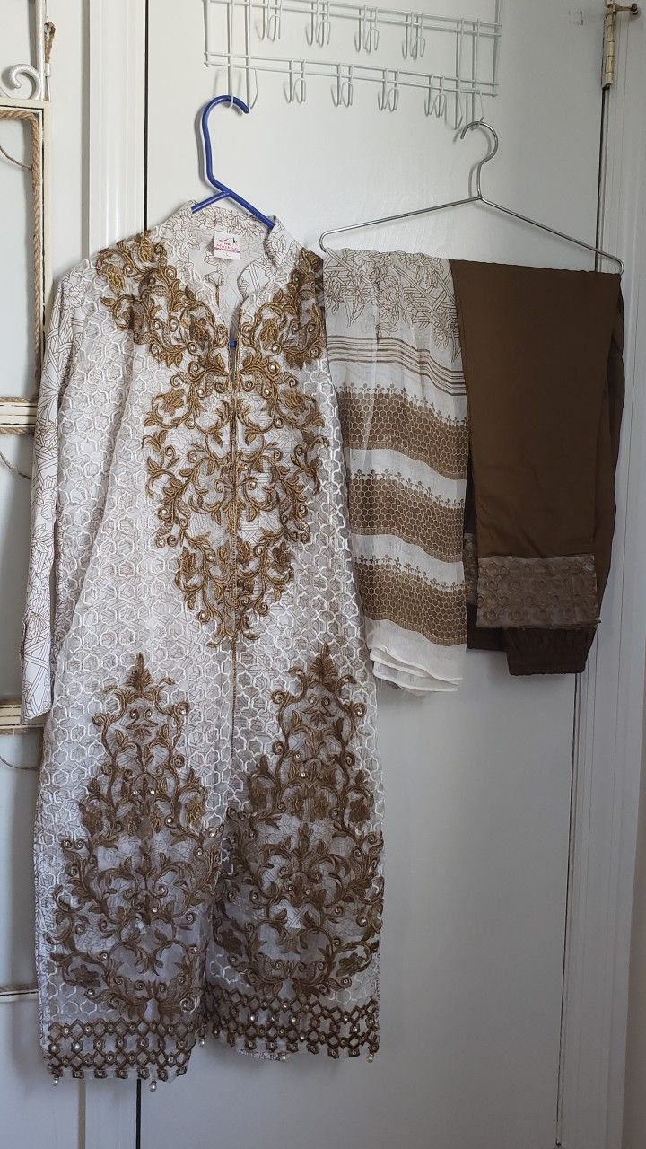 Pakistani Indian Women's 3 Piece Large New Dress