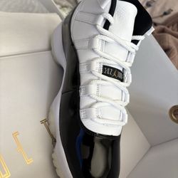 Jordan 11 