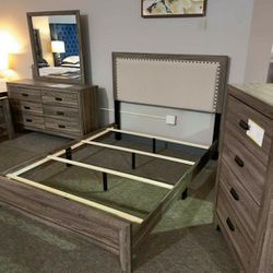 4pc Bedroom Set, Furniture Bed Frame Nighstand Dresser Mirror