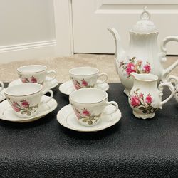 Elegant And Vintage Tea Set Made Of Fine China 