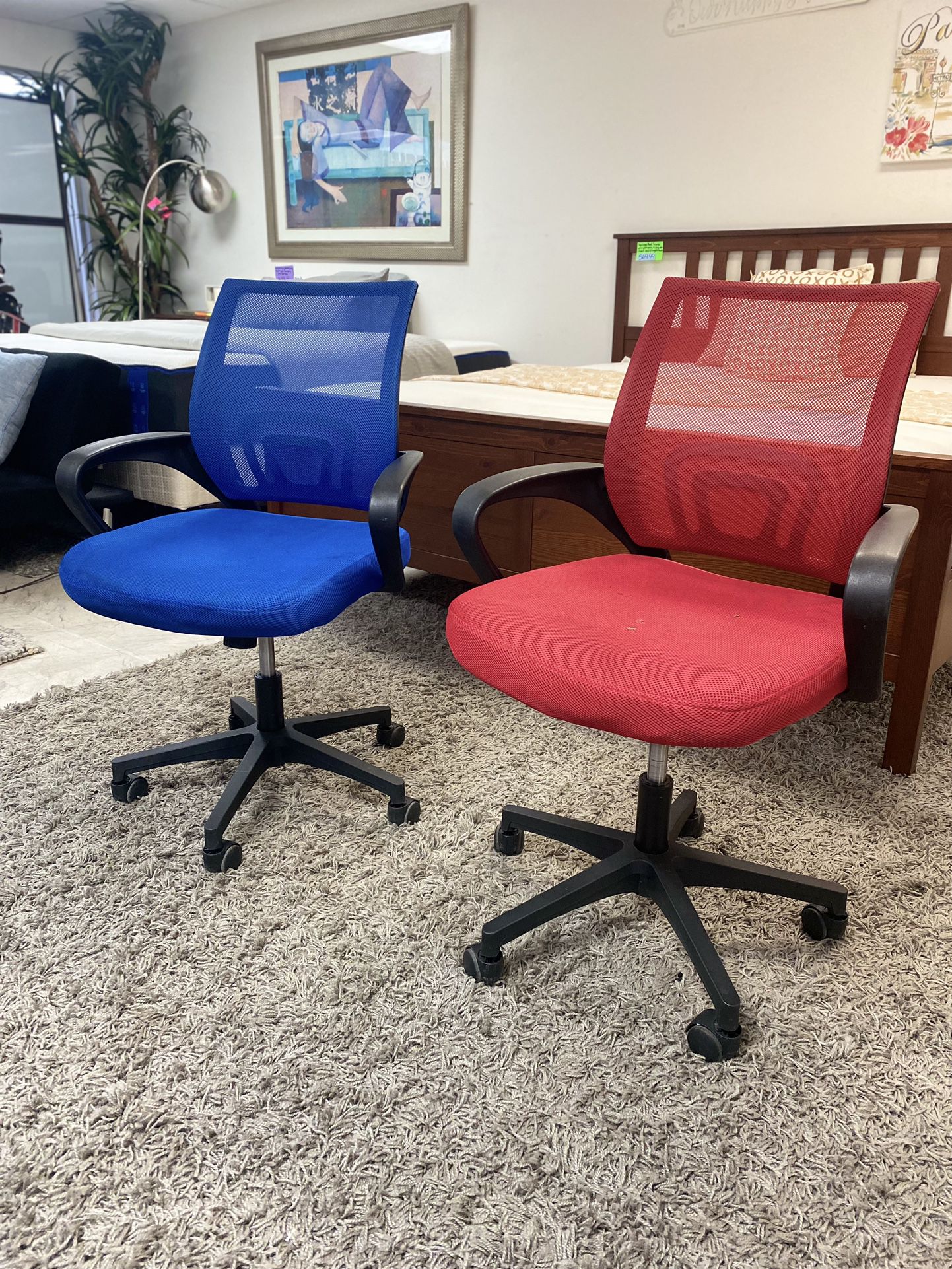 Adjustable Ergonomic Computer Chair Office Chairs $19.99 each 