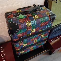 Gucci X Globetrotter Collaboration Psychedelic Carry-on Trolley Suitcase 