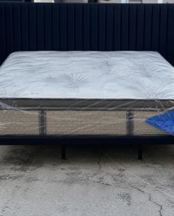 King bed with pillow Top Tommy bahamas Mattress