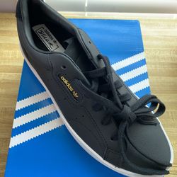 Adidas Size 7.5W