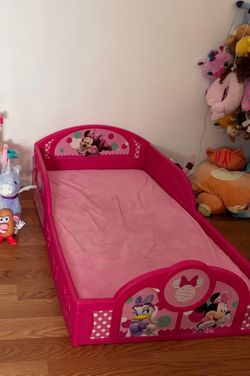 Minnie bed with mattress