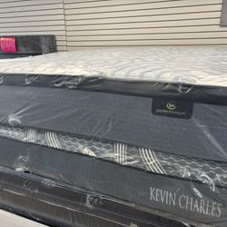 KING SIZE FIRM ICOMFORT PILLOW TOP $699