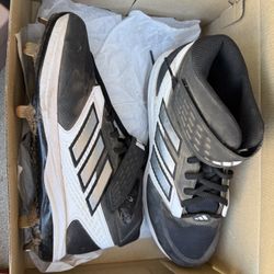 Adidas Men’s Baseball Cleats Size 9