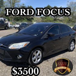 FORD FOCUS!!