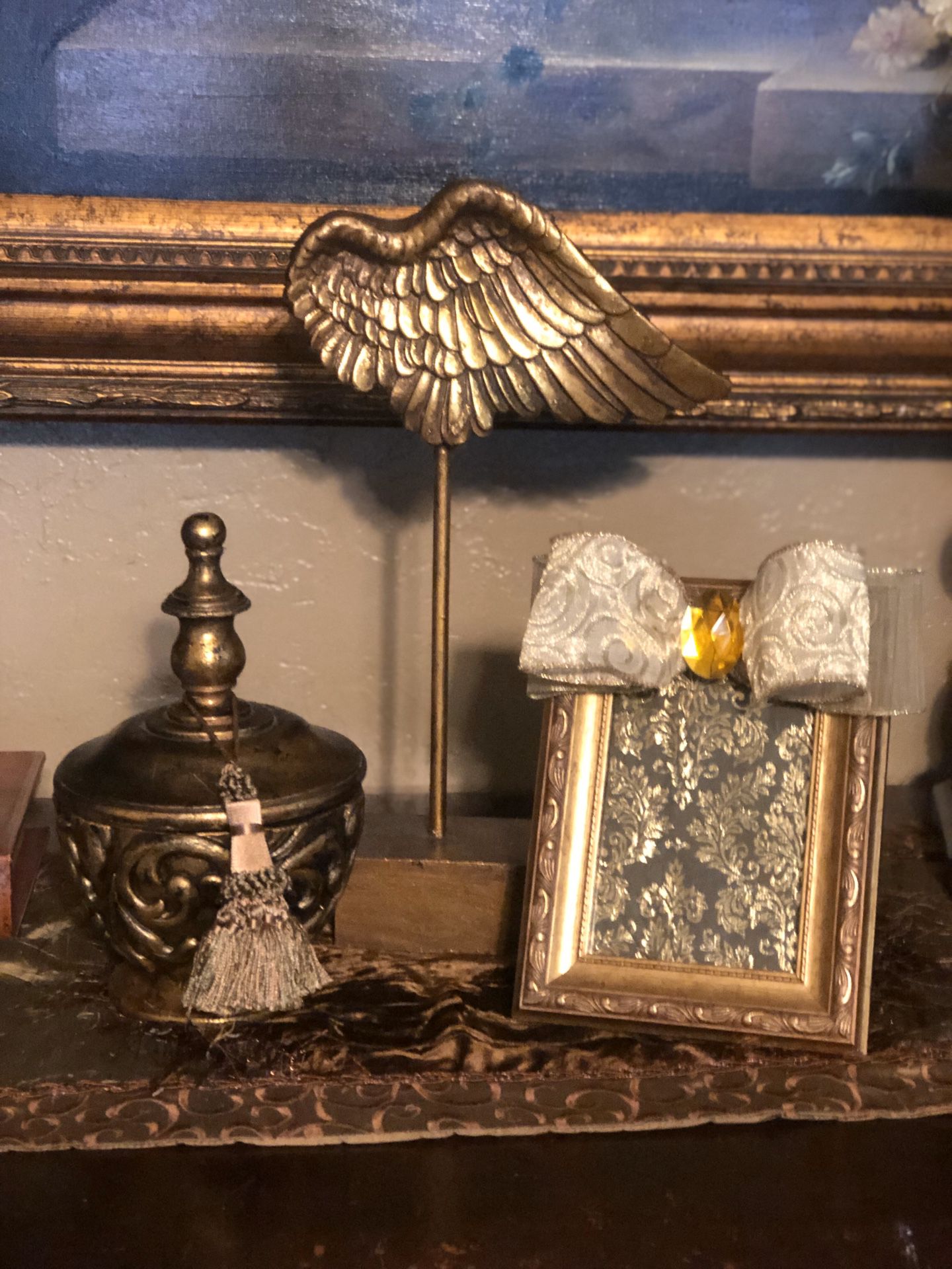 Angel wings and decorative items