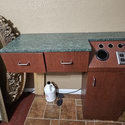 Salon Station/estacion De Salon