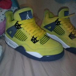 Jordan Retro 4