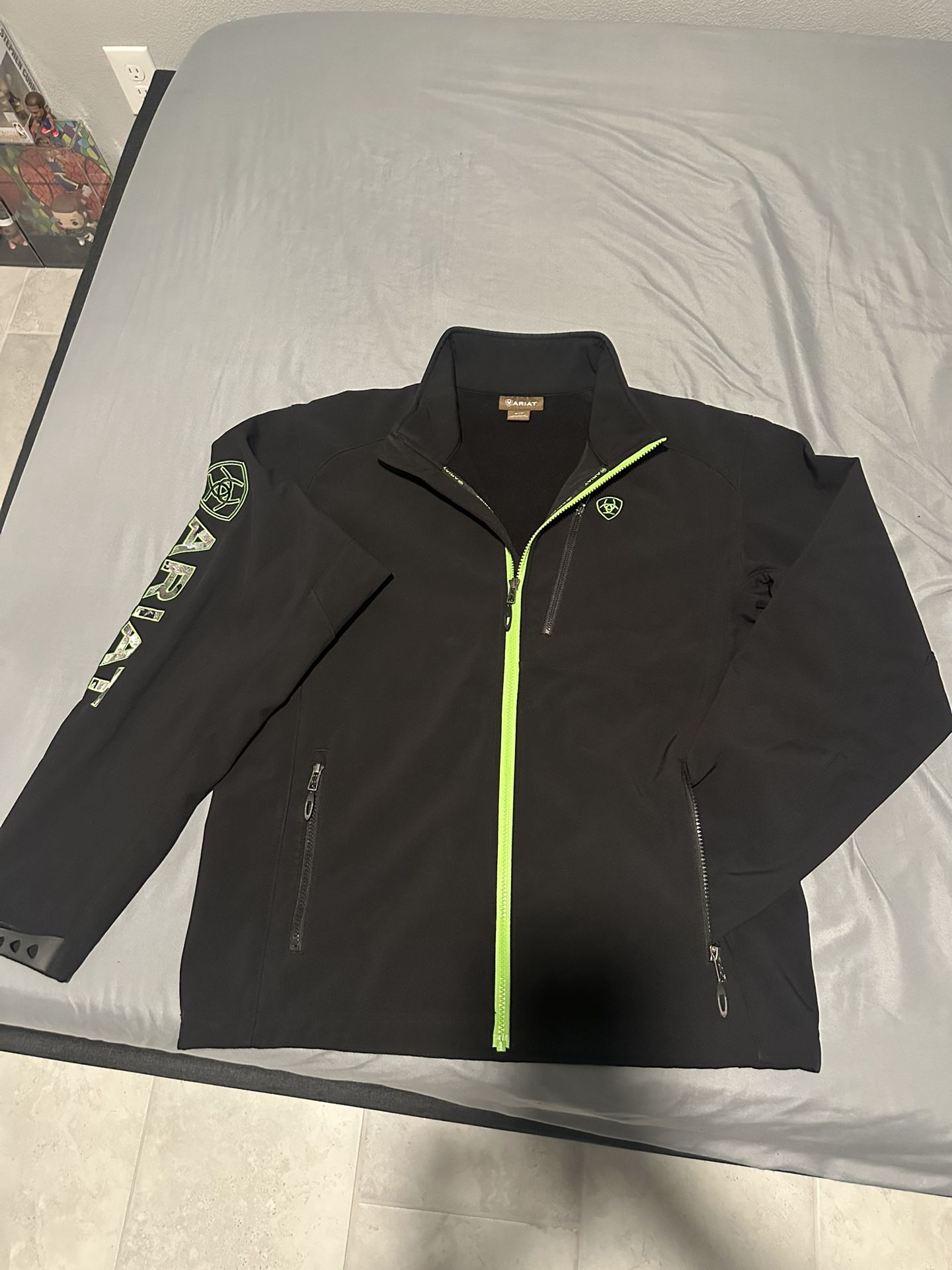 Men’s Ariat Jacket Size M