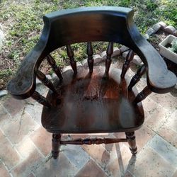 VINTAGE CAPTAIN  BARREL CHAIR.