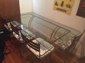 Dinning table
