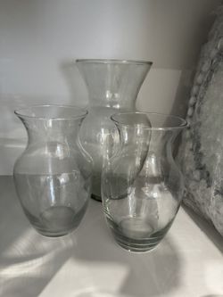 Glass Cilinders And Flower Bases 