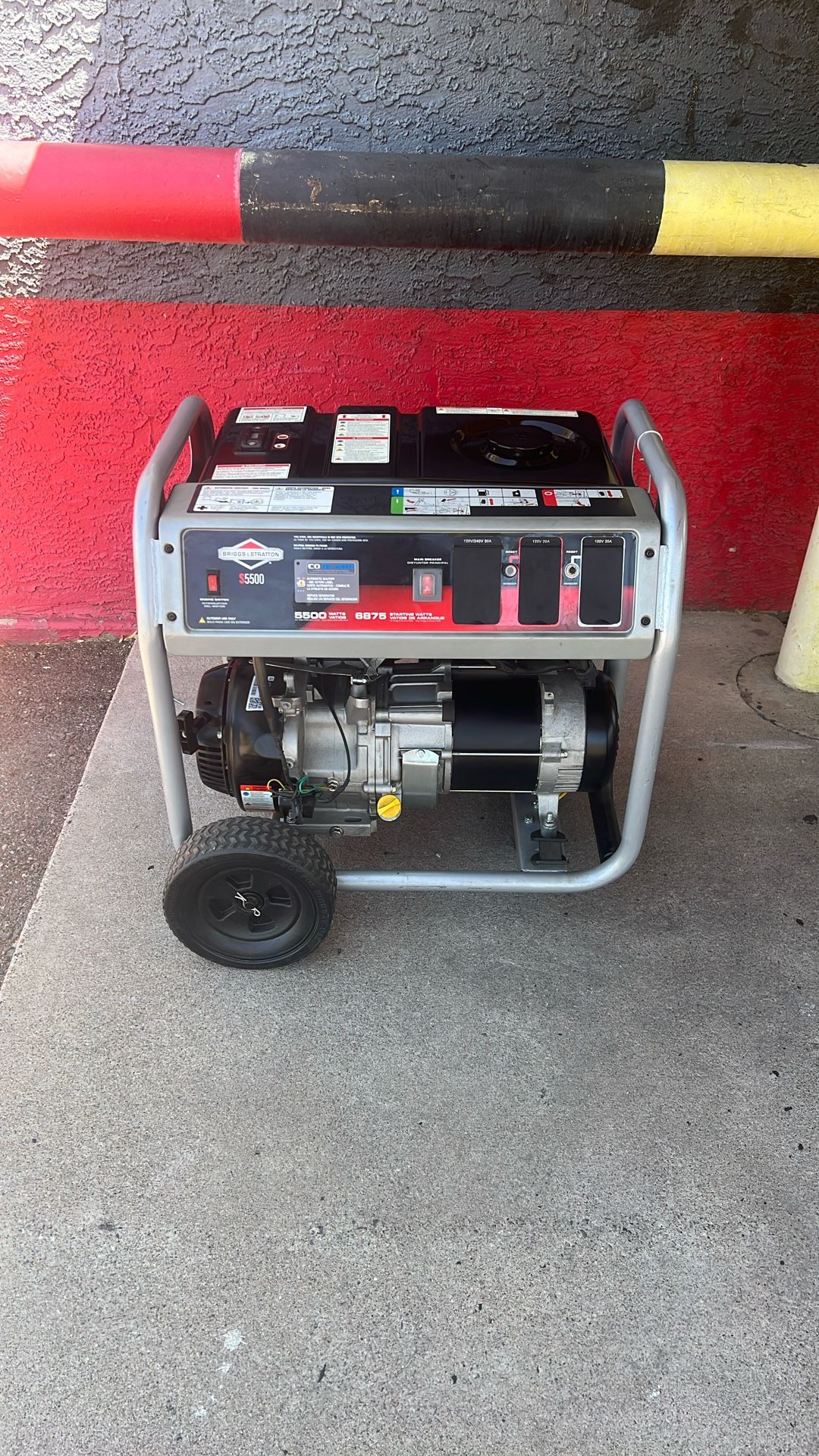 Briggs & Stratton 030744 5500 Watt Generator