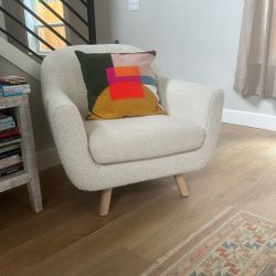 White Article Chair 
