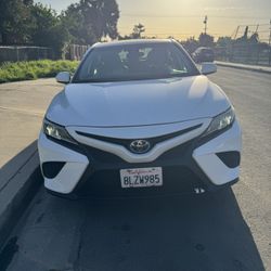 2019 Toyota Camry Hybrid