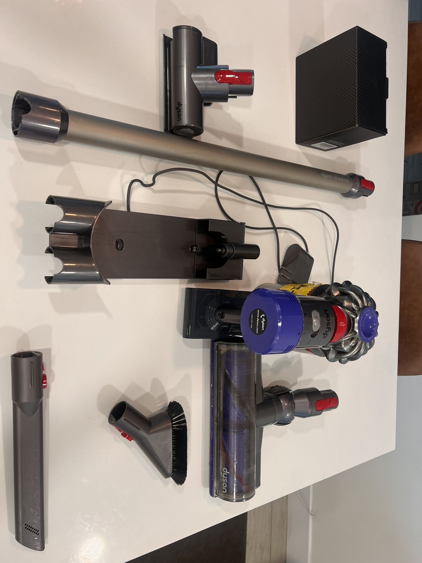 Dyson V8 Animal Cordless Vacuum Cleaner