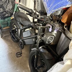 Spark E-bike with Dual Batteries