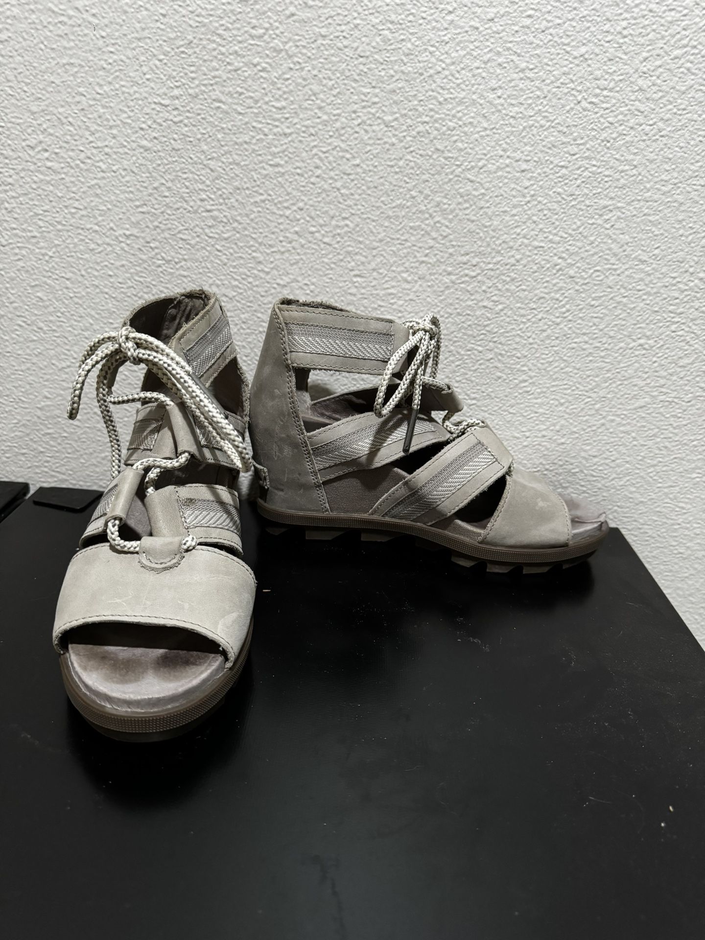 Women’s Sorel Wedge Sandal- Size 7.5