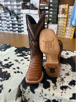 Men’s Boots