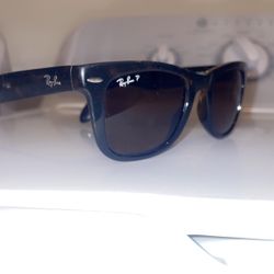 Ray Ban Sunglasses (Folding Wayfarer)=