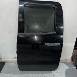 14-19 Chevy Silverado 1500 Driver LH Left Black KB7B Rear Power Door #251148
