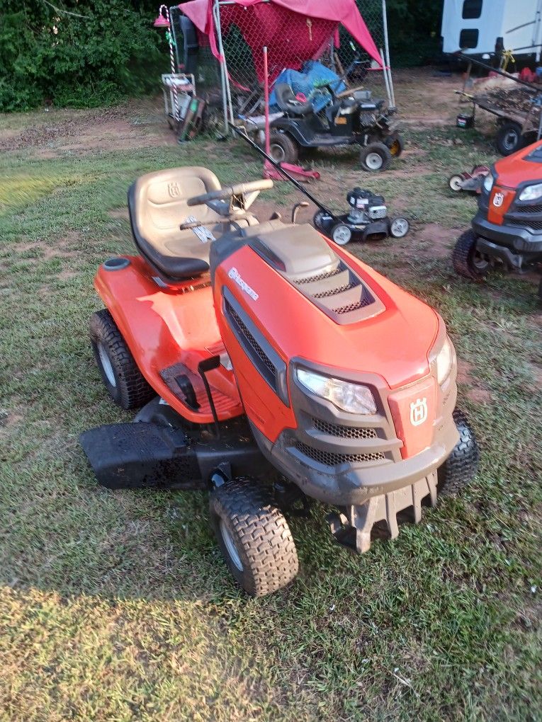 Riding Lawnmower
