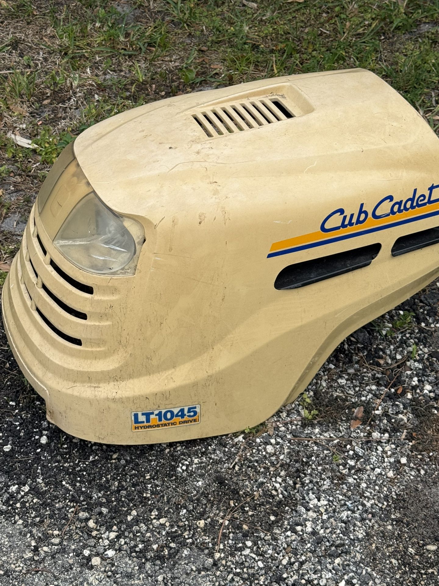 Cub cadet hood
