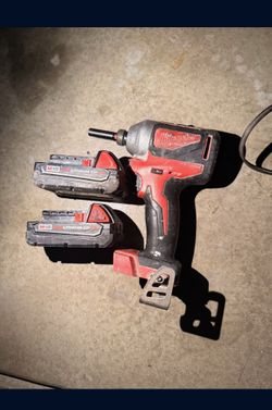 Milwaukee Tools 