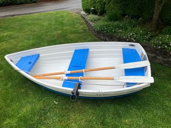 8’ Walker Bay Dinghy