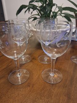 Wine Glasses 
