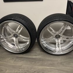 20’s Lexani Rims 