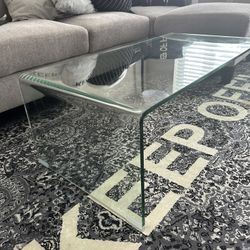 Full Glass Coffee Table