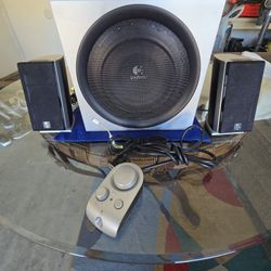 Logitech Z-2300
THX-Certified 2.1 Speaker System with Subwoofer